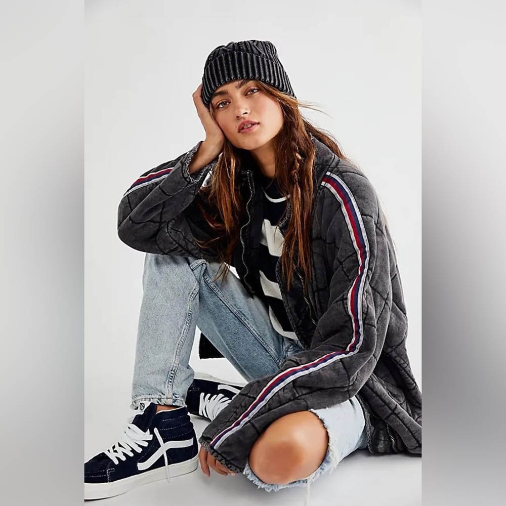 FREE PEOPLE Sports Rib Dolman Quilted Jacket 🧥